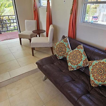 Seclusion Studio Apartment. Saint Philip Extérieur photo